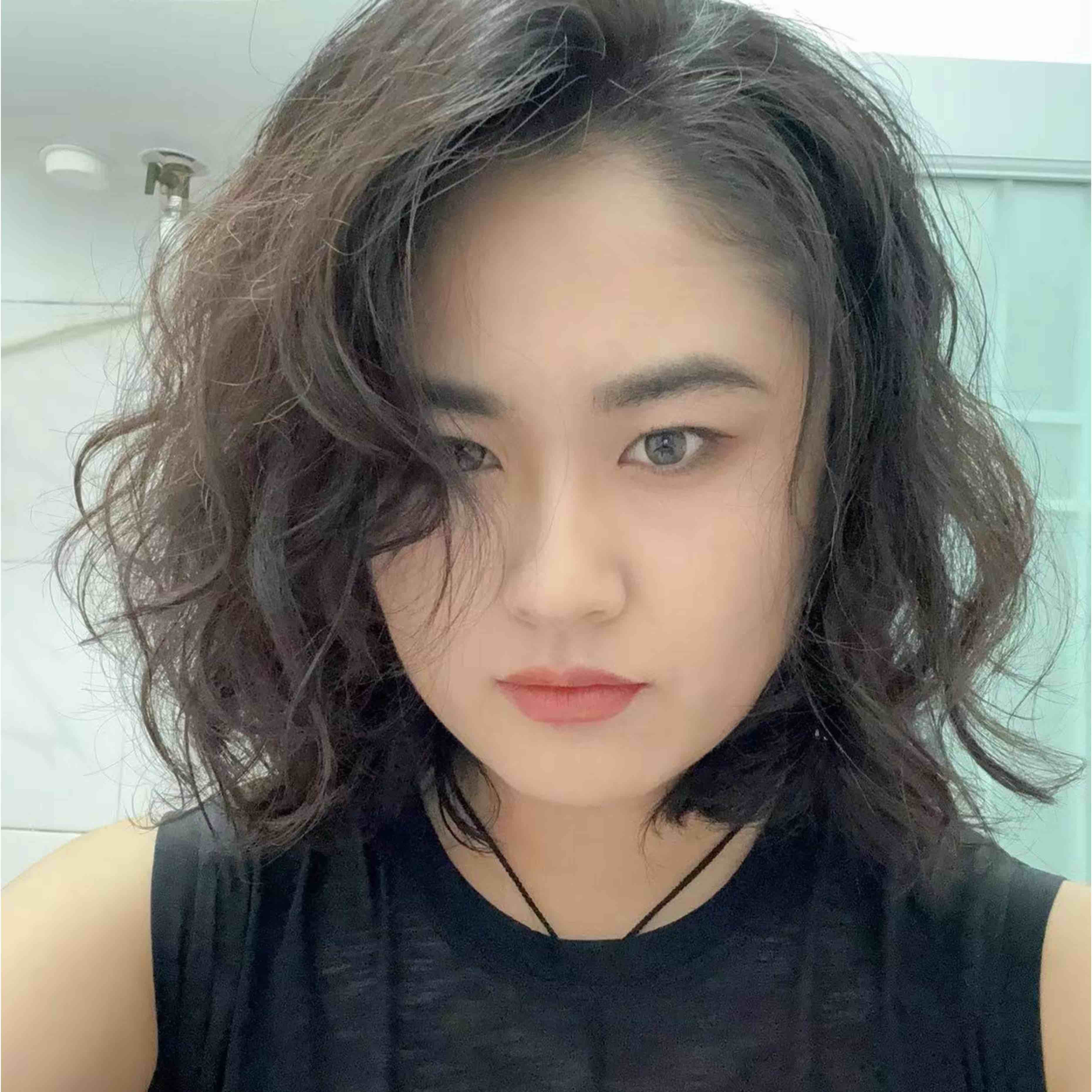 凡是