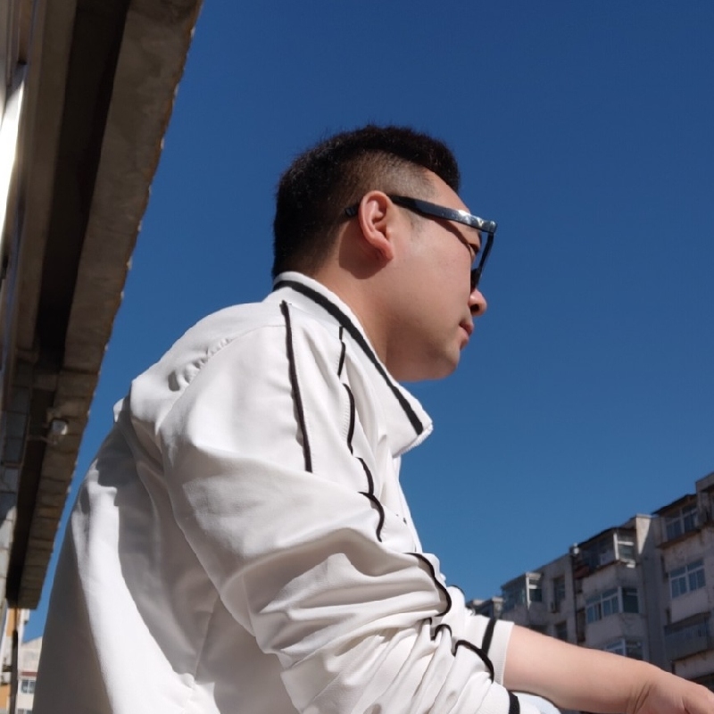 落泪的戏子