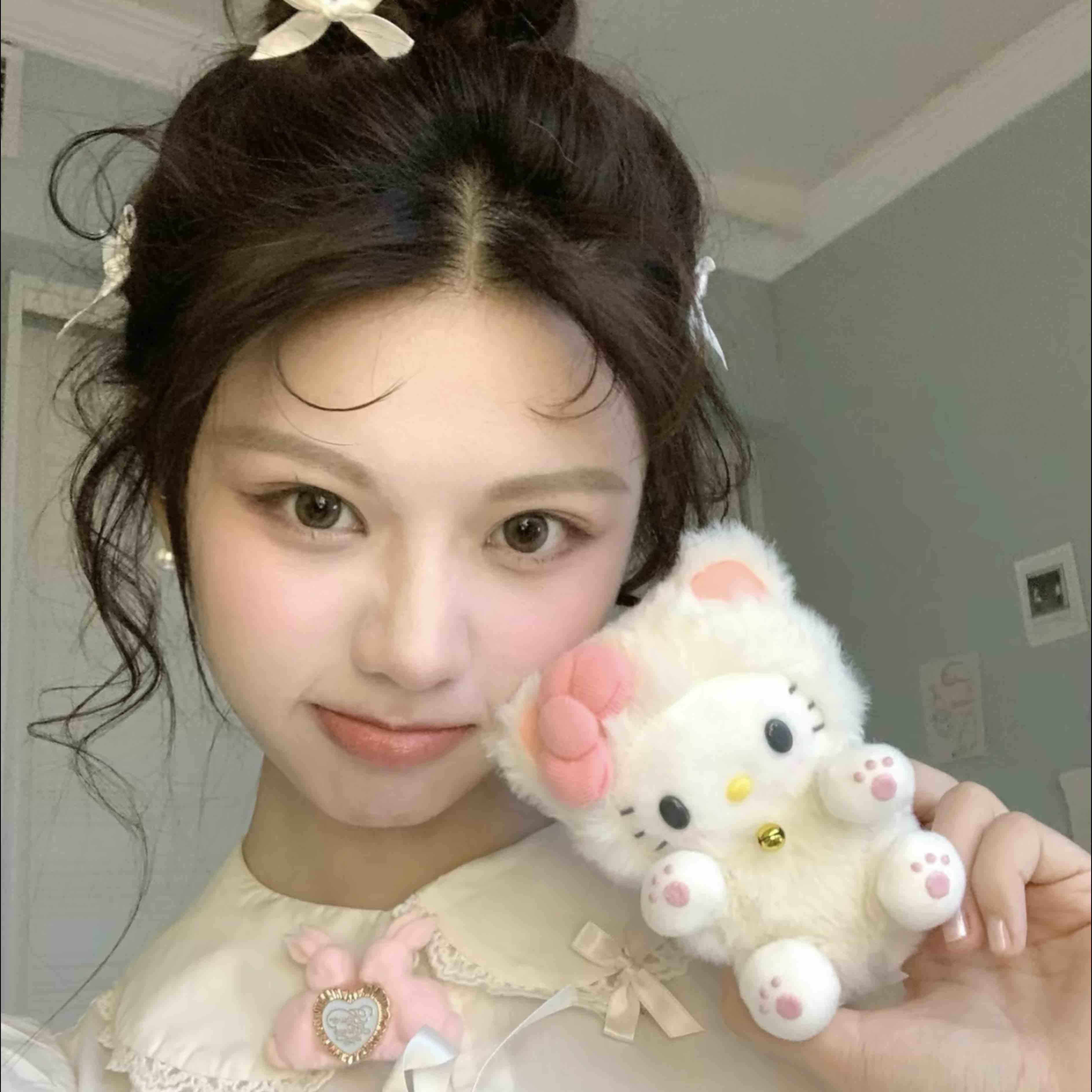 健康多金又美丽的琳琳