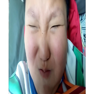 ૮人